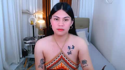 Snapshot of islawinslow chatting on 02/07/26, 12:58 isla online show from 02/07/26, 12:58