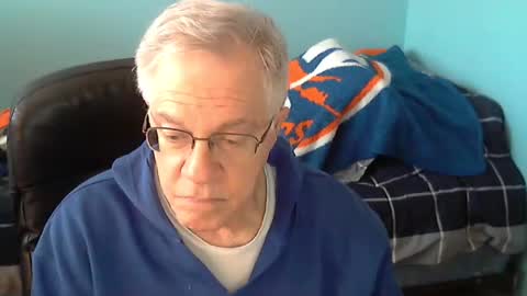 Snapshot of islesman22 chatting on 12/27/24, 07:57 islesman22 online show from 12/27/24, 07:57