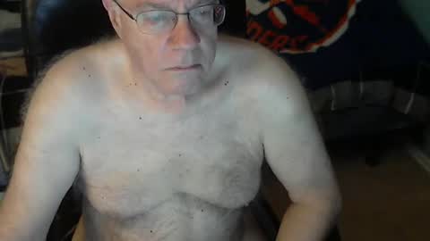 Snapshot of islesman22 chatting on 09/11/25, 09:20 islesman22 online show from 09/11/25, 09:20