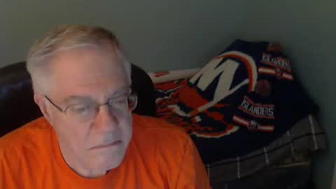 islesman22 online show from 04/12/26, 02:16