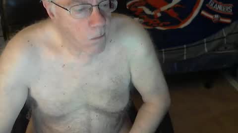 islesman22 online show from 04/28/26, 09:14