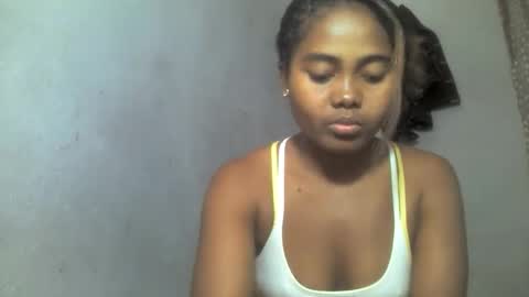 ismayrah online show from 05/26/26, 05:47