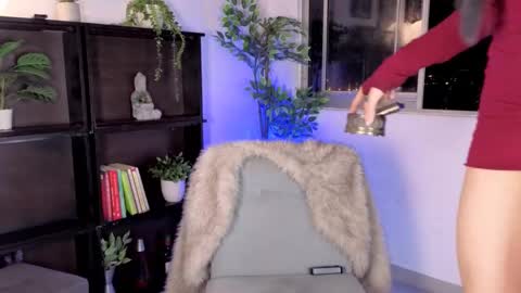 Julyane online show from 02/14/26, 01:57