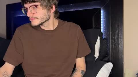 isocialmedia online show from 02/10/26, 10:41