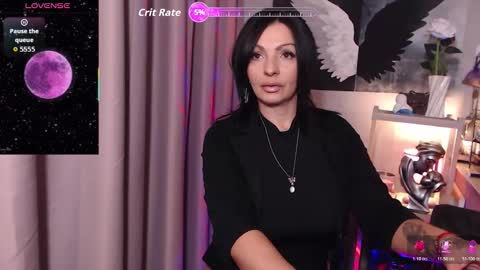 Rebecca online show from 11/04/25, 05:50