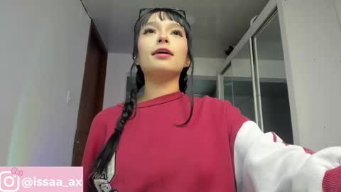 Snapshot of issa_garcia chatting on 09/11/25, 12:44 I S S A B E L A Igissaa ax    Xlittleissa  online show from 09/11/25, 12:44
