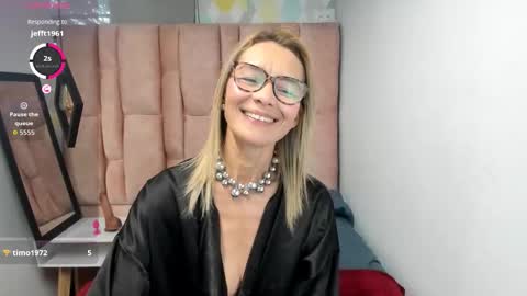 ISSA MILF online show from 03/20/26, 01:27
