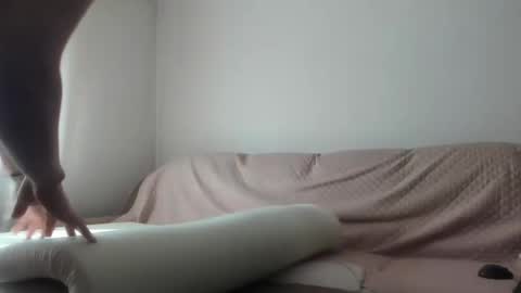 Issabelle online show from 04/28/26, 06:07