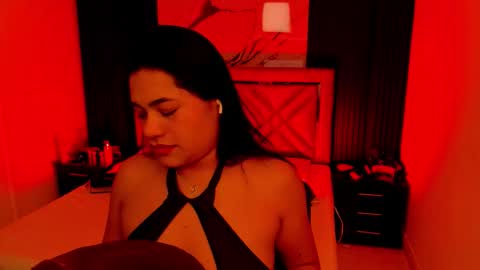 Issafoxx online show from 10/21/25, 12:06