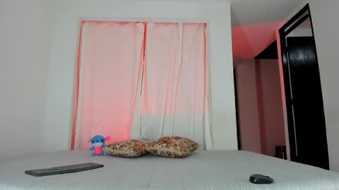 Isabella  online show from 03/20/26, 10:47