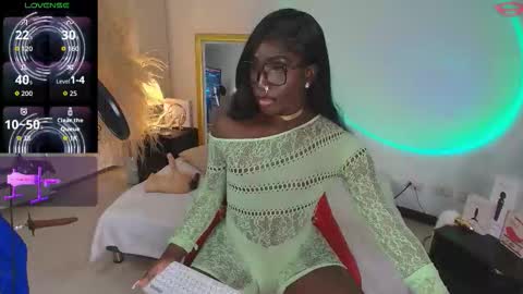 Iseey online show from 09/24/25, 06:50