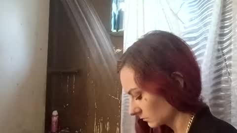 Snapshot of issyamazin667 chatting on 09/18/25, 07:38 Girlnextdoor online show from 09/18/25, 07:38