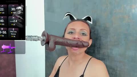 Snapshot of issys_milf chatting on 03/07/25, 11:51 ISSYS online show from 03/07/25, 11:51