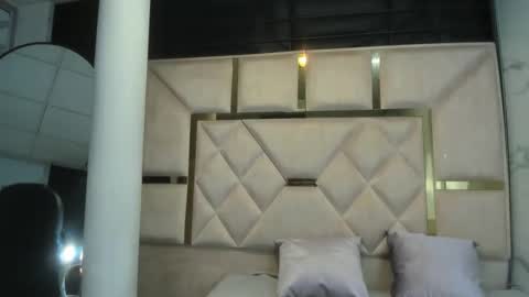 Issys online show from 01/18/26, 08:51