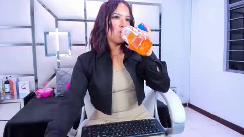 Issys online show from 02/17/26, 01:13