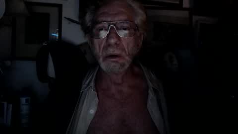 ImYourBitch online show from 05/11/26, 05:13