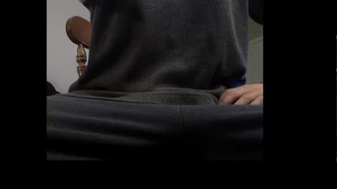 Snapshot of ital25usa chatting on 12/01/24, 11:58 ital25usa online show from 12/01/24, 11:58