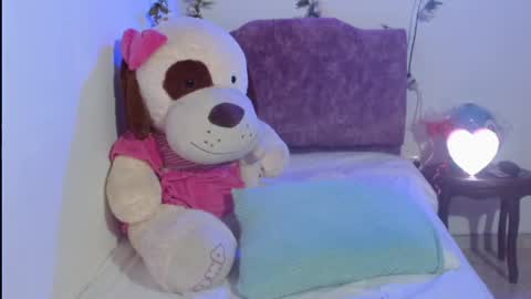 Itala Gomez online show from 10/11/25, 09:24