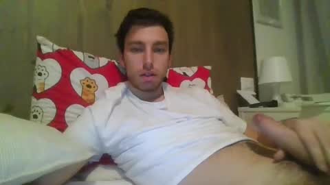 italian_boy_22 online show from 12/07/24, 03:52