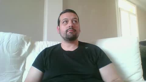 italianbigboy932 online show from 04/17/26, 11:57