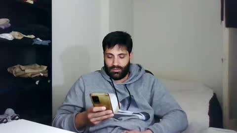 Snapshot of italianboybcn chatting on 02/27/25, 06:53 italianboybcn online show from 02/27/25, 06:53