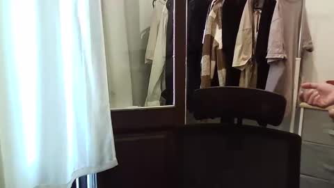 italianboybcn online show from 11/10/25, 08:24