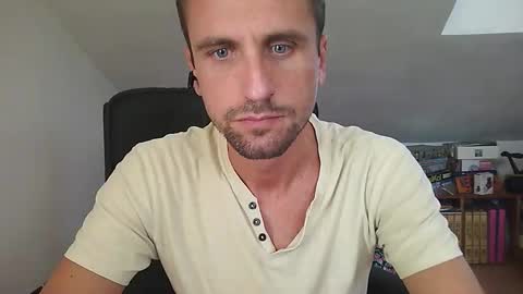 italiano116116 online show from 09/17/25, 08:27