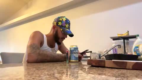 italianstalian777 online show from 11/17/25, 06:46