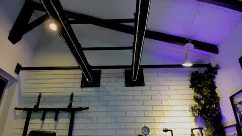 Italo Moore online show from 09/11/25, 11:10