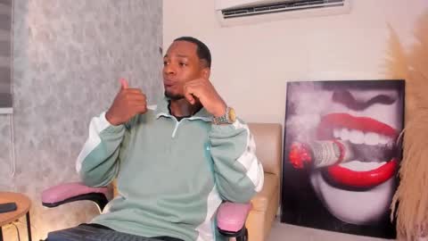 Snapshot of itanxfor chatting on 11/10/25, 12:26 itanxfor online show from 11/10/25, 12:26