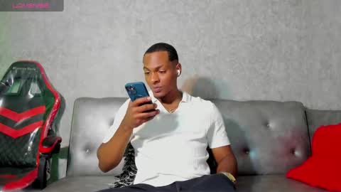 Snapshot of itanxfor chatting on 11/16/25, 12:55 itanxfor online show from 11/16/25, 12:55