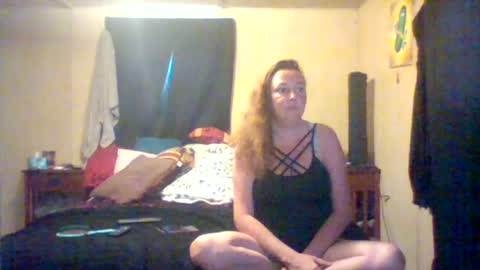 Snapshot of its_kimber chatting on 06/14/26, 04:20 its kimber online show from 06/14/26, 04:20