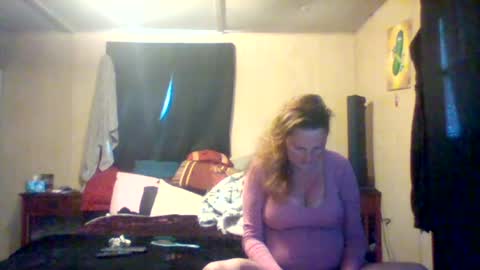 Snapshot of its_kimber chatting on 06/15/26, 12:29 its kimber online show from 06/15/26, 12:29