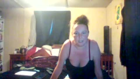 Snapshot of its_kimber chatting on 06/19/26, 04:22 its kimber online show from 06/19/26, 04:22