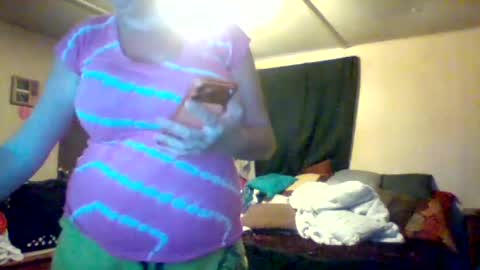 Snapshot of its_kimber chatting on 06/24/26, 04:06 its kimber online show from 06/24/26, 04:06