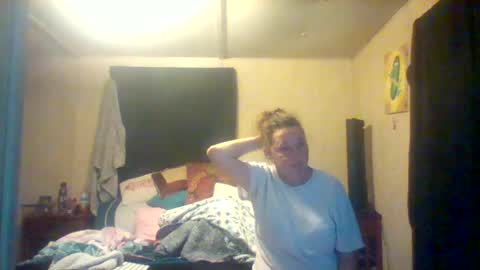 Snapshot of its_kimber chatting on 07/17/26, 06:24 its kimber online show from 07/17/26, 06:24