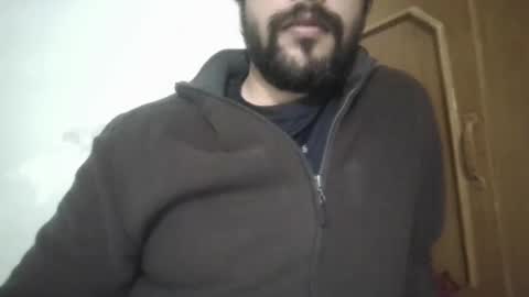 Snapshot of its_me_2323 chatting on 02/06/25, 03:37 its_me_2323 online show from 02/06/25, 03:37