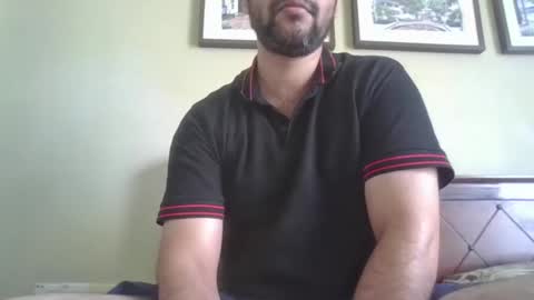 Snapshot of its_me_2323 chatting on 11/30/25, 07:12 its_me_2323 online show from 11/30/25, 07:12