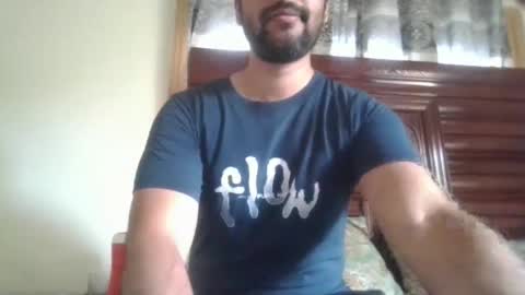 its_me_2323 online show from 04/17/26, 08:06