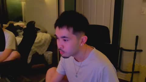 Snapshot of itsagoodboy69 chatting on 03/18/26, 09:45 asiancollegebro online show from 03/18/26, 09:45