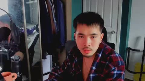 Snapshot of itsagoodboy69 chatting on 03/19/26, 05:06 asiancollegebro online show from 03/19/26, 05:06