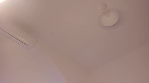 Isabella online show from 11/20/25, 03:01