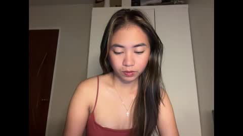 Snapshot of itscandygurl chatting on 12/17/25, 02:50 Candy online show from 12/17/25, 02:50