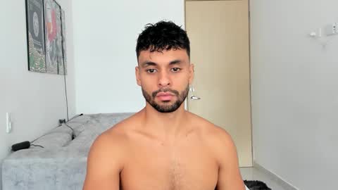 Snapshot of itsgeo1111 chatting on 10/03/25, 05:10 CALL ME GEO online show from 10/03/25, 05:10