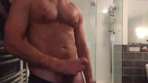 itshuuuuuge online show from 07/17/26, 09:05