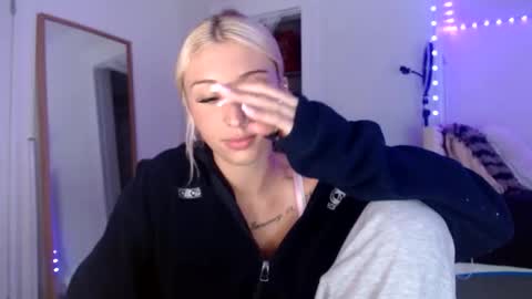 itsirelandbby online show from 04/21/26, 06:23