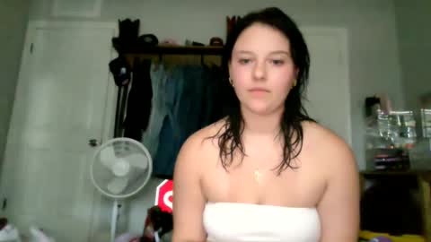 itsjustemmy online show from 04/29/26, 07:20