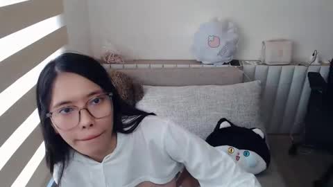 Snapshot of itskittyy chatting on 11/02/25, 02:03 itskittyy online show from 11/02/25, 02:03