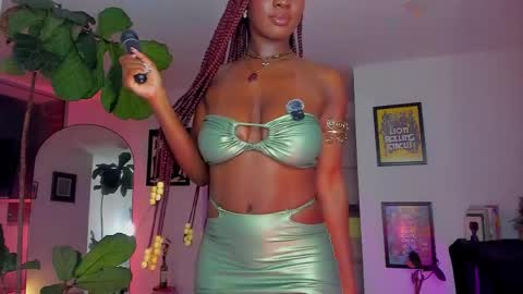 lau online show from 03/31/26, 02:46