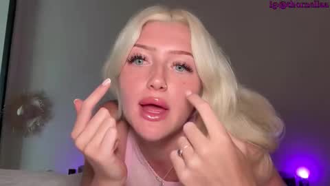 Luna online show from 02/24/26, 03:37